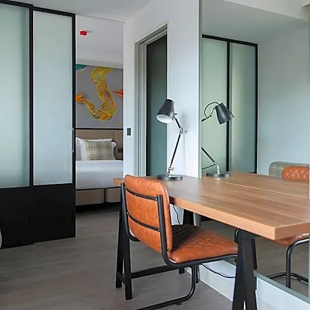 Ibis Styles Lisboa Aeroporto ホテル 4*