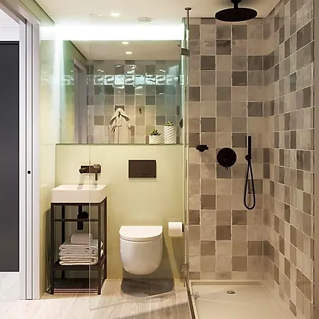 Ibis Styles Lisboa Aeroporto 4*