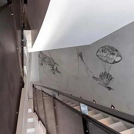 ホテル Ibis Styles Lisboa Aeroporto 4*