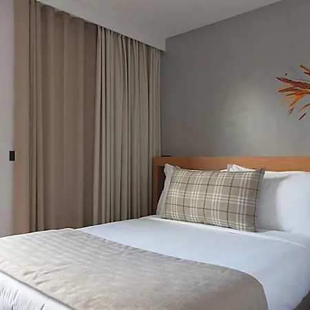 Ibis Styles Lisboa Aeroporto ホテル