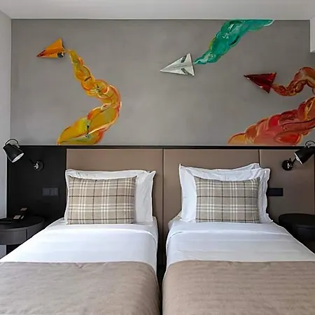 ホテル Ibis Styles Lisboa Aeroporto