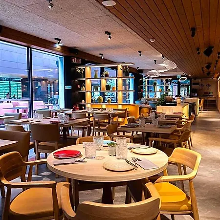 Ibis Styles Lisboa Aeroporto 4* Sacavém